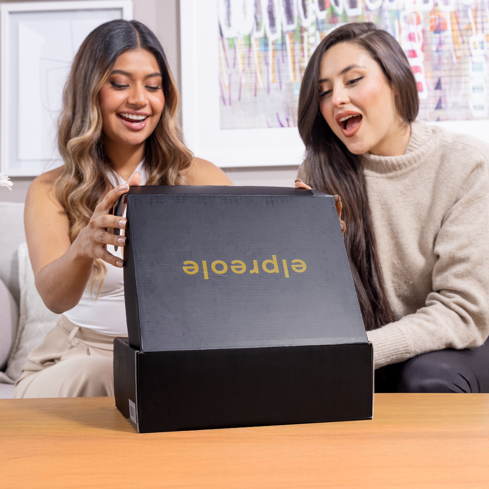 The Perfect Gift: Why the Amia Heart-Shaped Purse Makes an Unforgettable Present